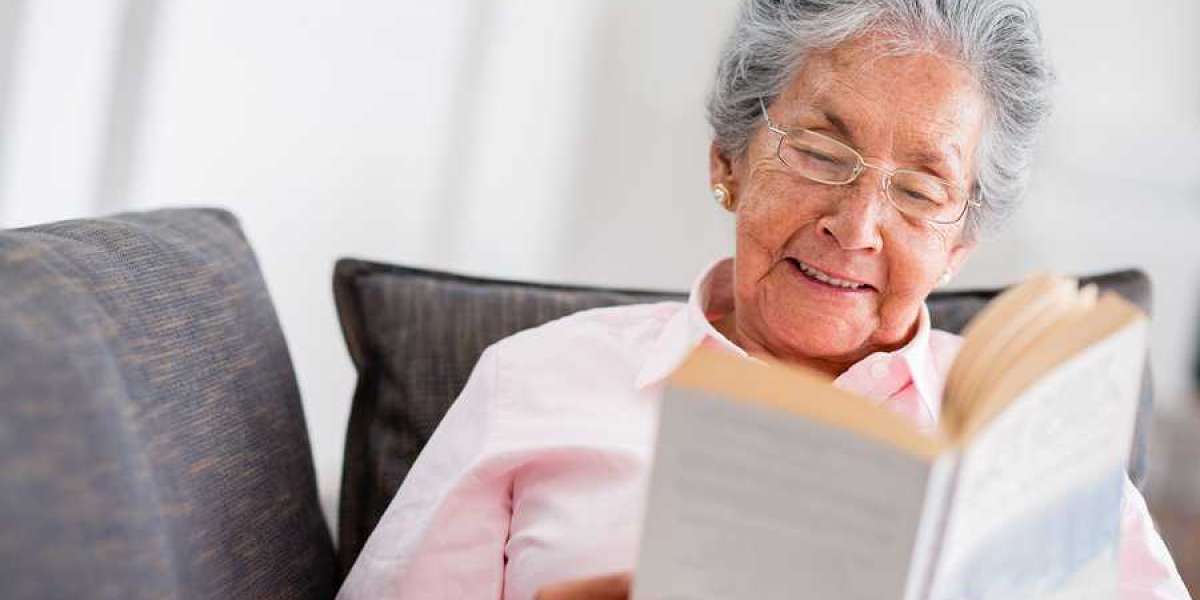 Reading Comfortably with Larger Font Sizes for Seniors