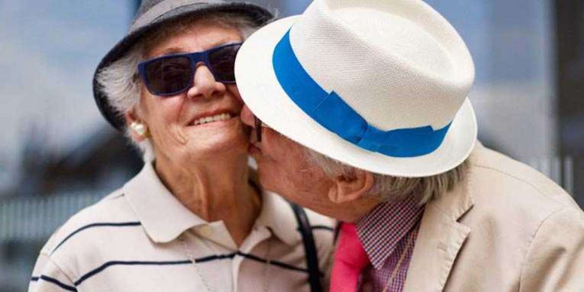 People Share the Different Ways Falling in Love Changes as They Grow Old
