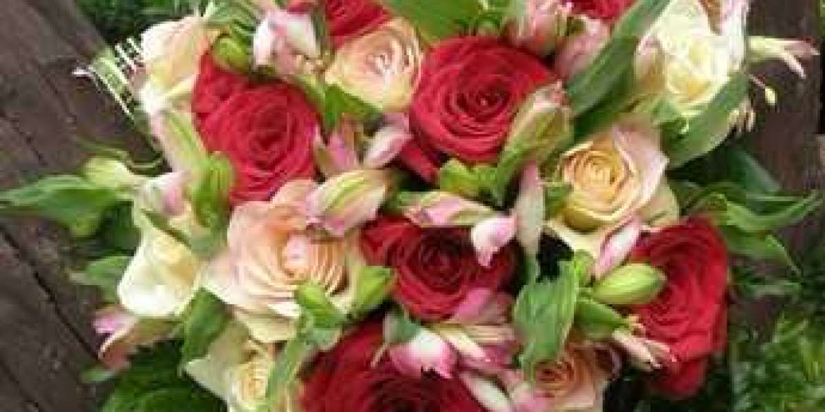Purchase of a Bouquet of Flowers in the Online Shop