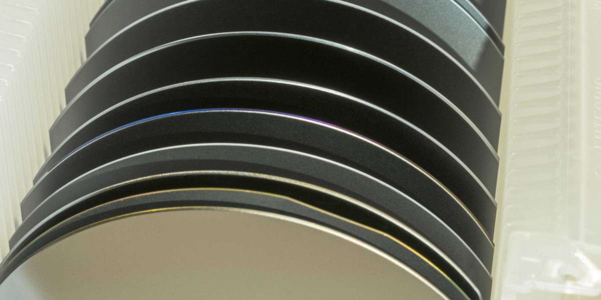 Global Glass Wafer Carrier Industry on Track for $2.2 Billion Valuation by 2031