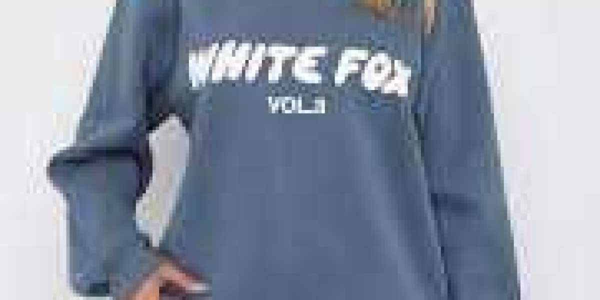 The WhiteeFox Experience: Merging Functionality with Fashion